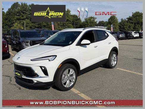 New 2026 Buick Encore GX Preferred w/ Comfort Package AWD/4WD image 1
