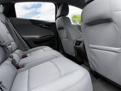 Used 2025 Chevrolet Malibu LT FWD image 31