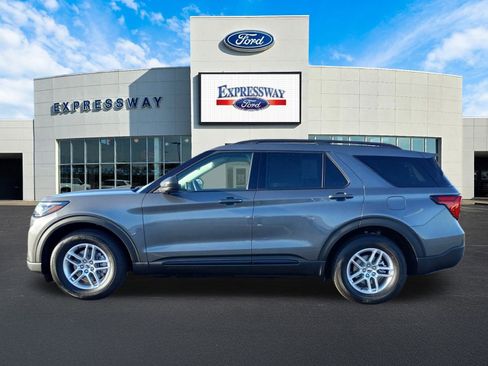 New 2026 Ford Explorer Active w/ Active Comfort Package image 9
