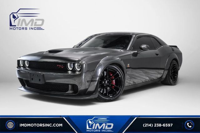 Used 2021 Dodge Challenger R/T Scat Pack RWD image 1