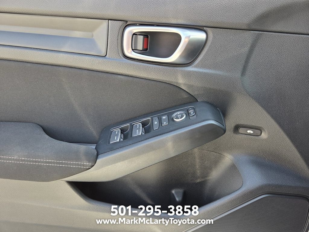Used 2023 Honda Civic Sport image 24