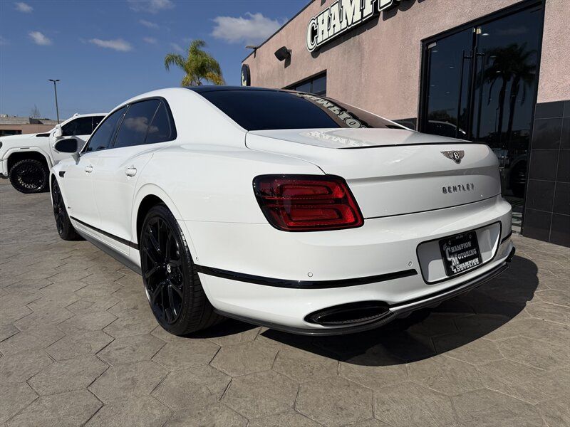 Used 2024 Bentley Flying Spur W12 AWD/4WD image 9