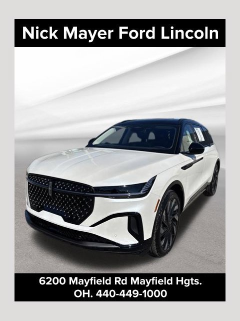 New 2026 Lincoln Nautilus Reserve w/ Jet Appearance Package AWD/4WD image 1