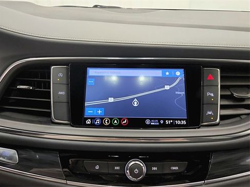 Used 2024 Buick Enclave Premium image 23