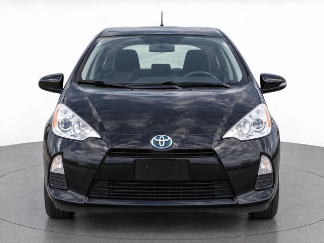 Used 2014 Toyota Prius C Two FWD image 19