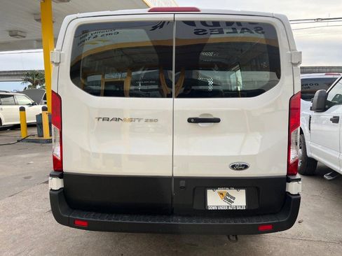 Used 2024 Ford Transit 250 T-250 Low Rf 9070 GVWR RWD w/ Exterior Upgrade Package image 5