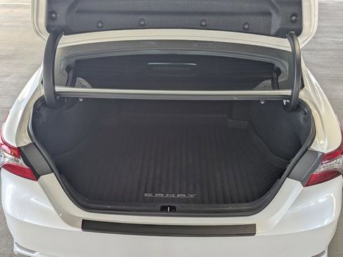 Used 2023 Toyota Camry XSE image 6