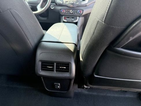 Used 2022 GMC Terrain SLE w/ Driver Convenience Package AWD/4WD image 14
