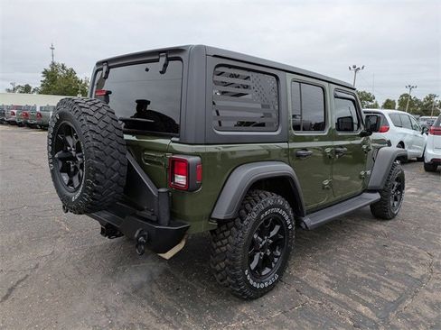 Used 2021 Jeep Wrangler Unlimited Sport image 4