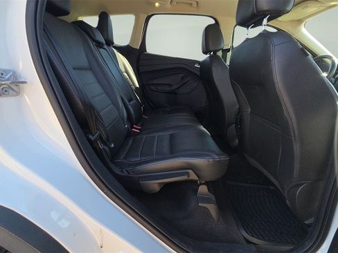 Used 2016 Ford Escape Titanium image 14