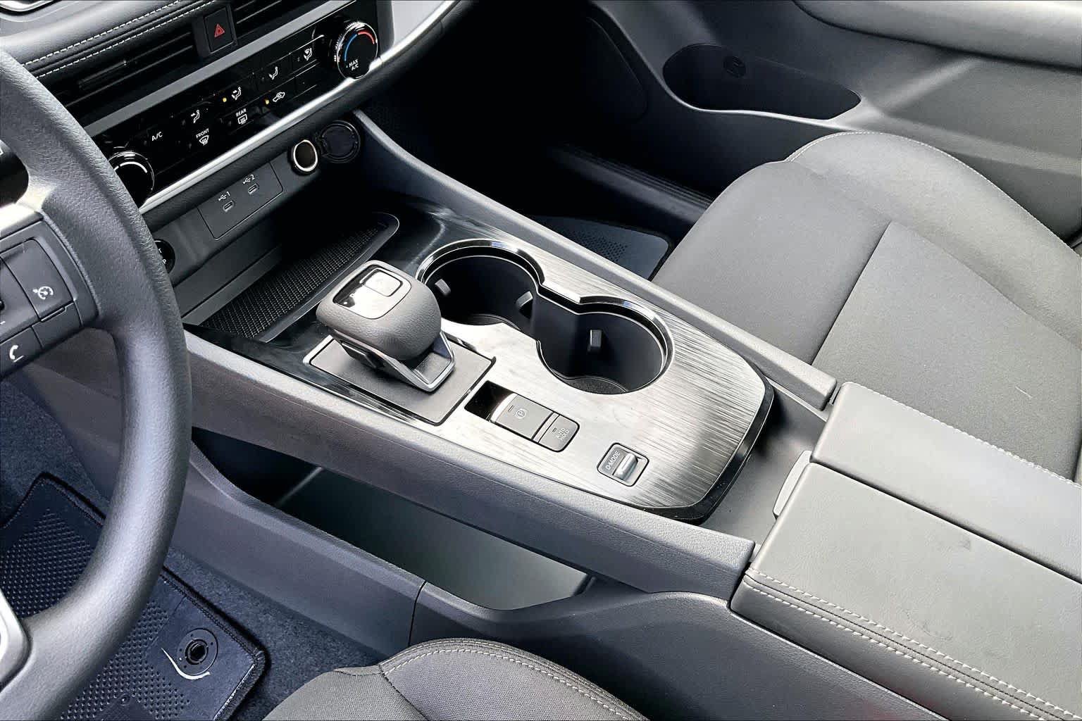 New 2027 Nissan Rogue S FWD image 7
