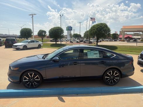 New 2026 Honda Accord Touring image 5