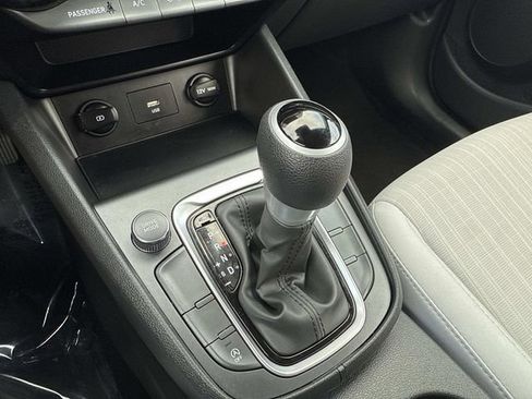 Used 2023 Hyundai Kona SEL image 28