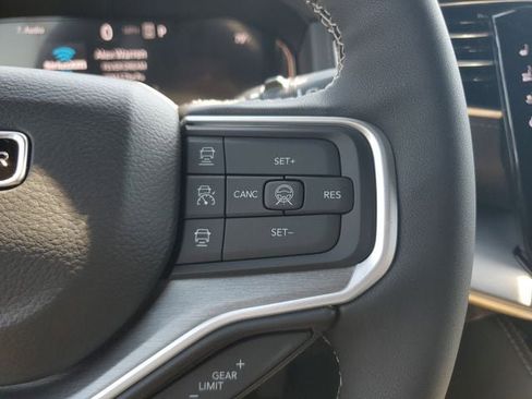 New 2026 Jeep Grand Wagoneer L Limited image 27