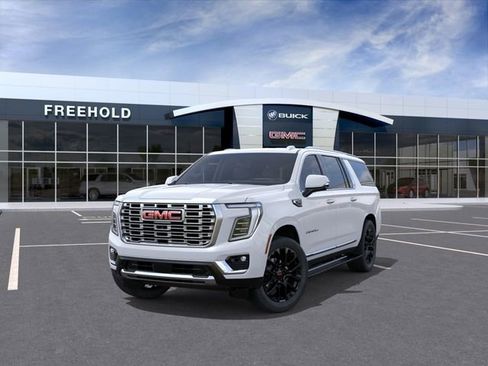 New 2026 GMC Yukon XL Denali AWD/4WD image 8