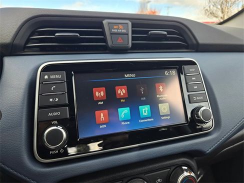 New 2025 Nissan Versa SV image 18