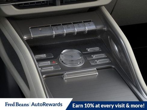 New 2026 Lincoln Nautilus Reserve AWD/4WD image 16