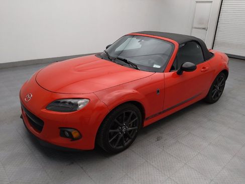 Used 2015 MAZDA MX-5 Miata Club image 2