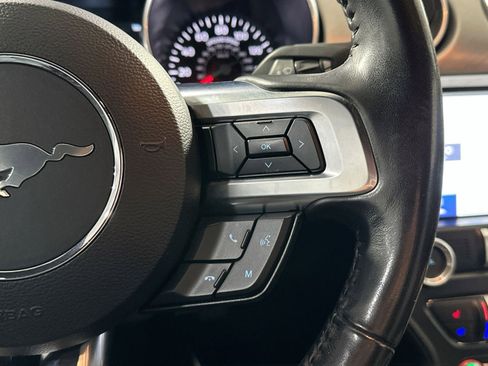 Used 2022 Ford Mustang Premium image 19