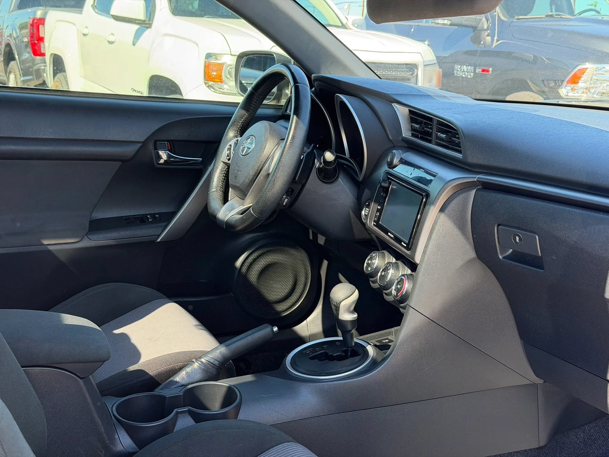 Used 2016 Scion tC FWD image 23