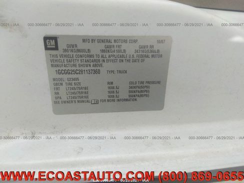 Used 2008 Chevrolet Express 2500 image 10