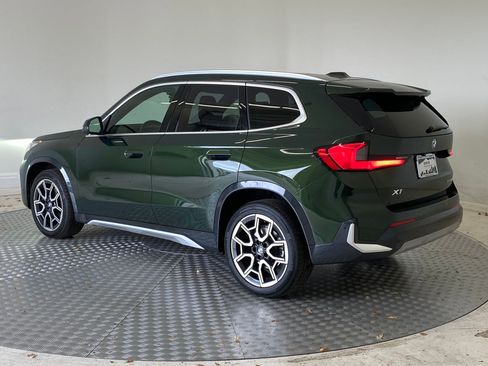 Used 2025 BMW X1 xDrive28i w/ Technology Package image 3