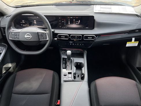 New 2026 Nissan Sentra SR image 9