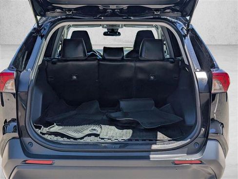 Certified 2024 Toyota RAV4 LE AWD/4WD image 6