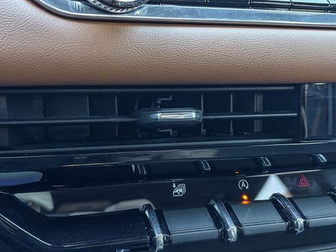 Used 2023 GMC Canyon AT4 w/ AT4 Premium Package image 31