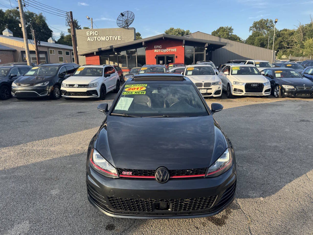 Used 2017 Volkswagen GTI Autobahn FWD image 35