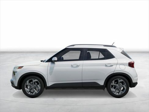 New 2026 Hyundai Venue SEL image 3
