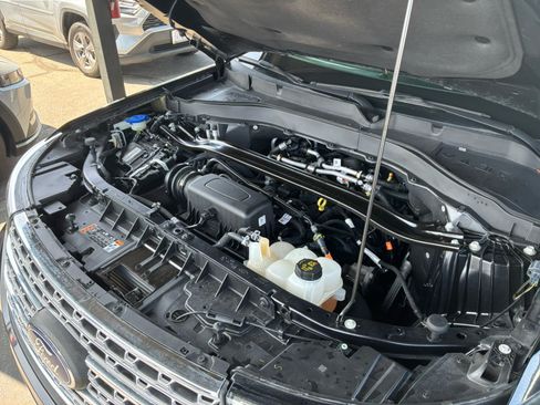 Used 2023 Ford Explorer Limited RWD image 26
