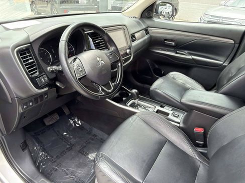 Used 2020 Mitsubishi Outlander SEL FWD image 14