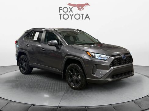 Used 2024 Toyota RAV4 XLE w/ Convenience Package AWD/4WD image 8
