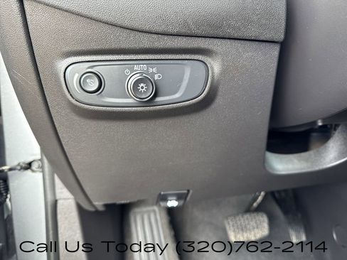 Certified 2024 Chevrolet Equinox LT image 12