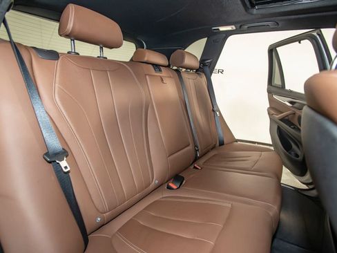 Used 2018 BMW X5 sDrive35i RWD image 15