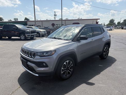 Used 2023 Jeep Compass Limited AWD/4WD image 20