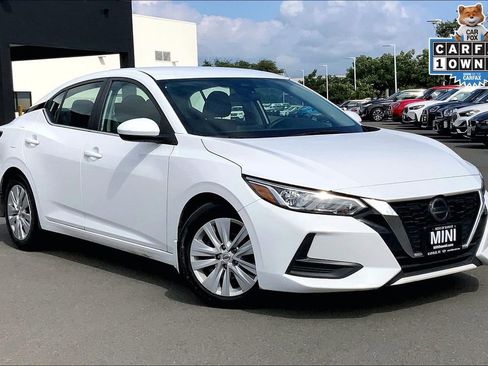 Used 2020 Nissan Sentra S image 1