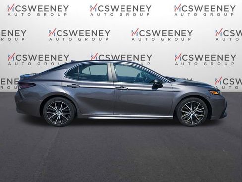 Used 2024 Toyota Camry SE FWD image 6