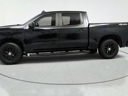 Used 2021 Chevrolet Silverado 1500 RST w/ Bed Protection Package AWD/4WD image 2