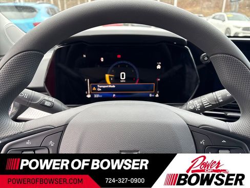 New 2026 Chevrolet Trax LT image 8