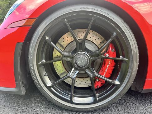 Used 2022 Porsche 911 GT3 RWD image 23