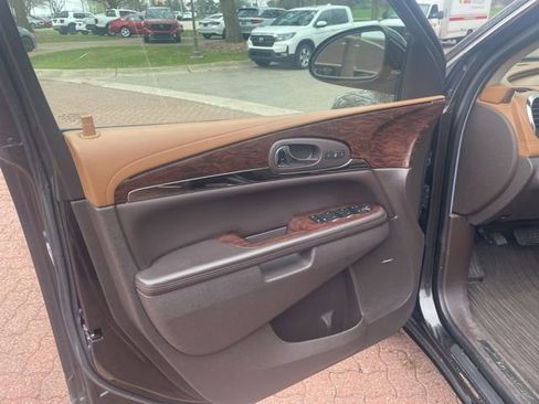 Used 2014 Buick Enclave Premium w/ Trailering Provision Package image 9