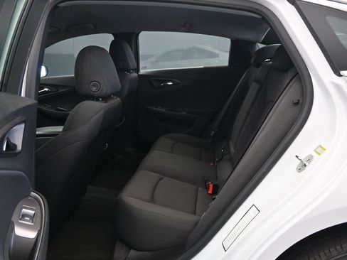 Used 2024 Chevrolet Malibu LT image 17