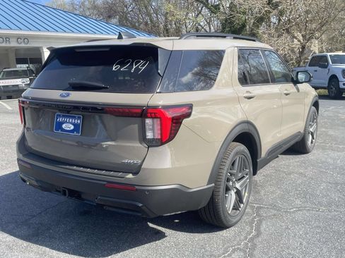 New 2026 Ford Explorer ST-Line w/ ST-Line Street Pack AWD/4WD image 3