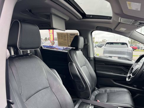 Used 2023 Honda Odyssey Elite image 35