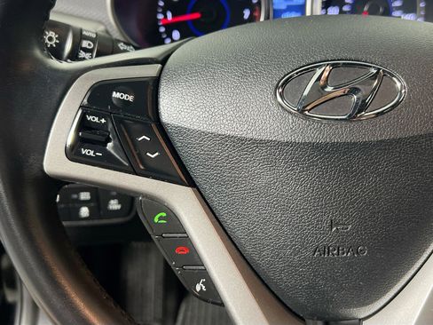 Used 2016 Hyundai Veloster w/ Option Group 03 image 18