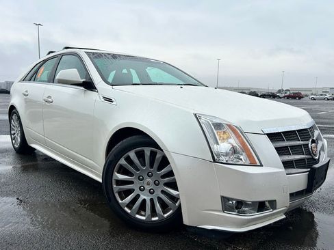 Used 2010 Cadillac CTS Premium image 1