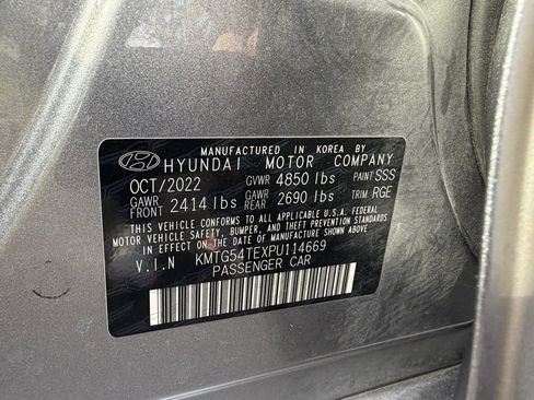 Used 2023 Genesis G70 3.3T w/ Sport Prestige Package image 30