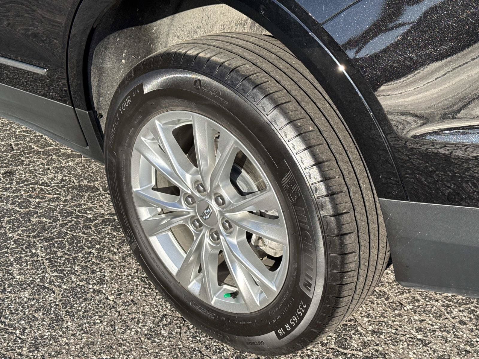 Used 2025 Cadillac XT5 Luxury FWD image 12